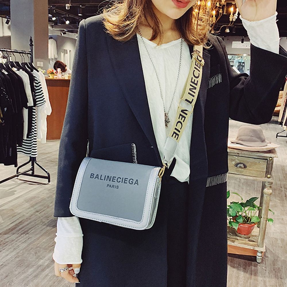 Canvas Shoulder Bag Versatile  - Women Bags Kurt reseña y precio